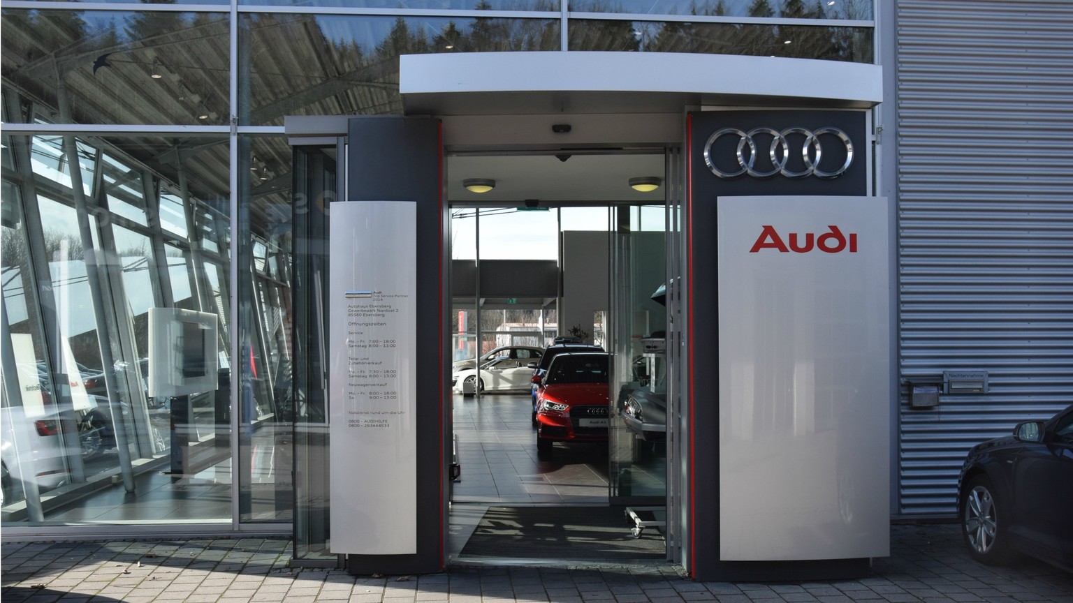 Audi Q4 e-tron: Angebot  Audi Autohaus Ebersberg GmbH & Co. KG